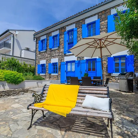 Holiday home Mediterranean Blue House *